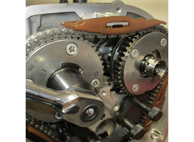 Zusatzbild 3 Einstellwerkzeug Steuerkette VAG 1,8 / 2,0 TSi / TFSi Zusatzbild 3 Einstellwerkzeug Steuerkette VAG 1,8 / 2,0 TSi / TFSi